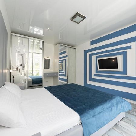 Flat24 On Lesi Ukrainki 3 Appartement Kiev Buitenkant foto