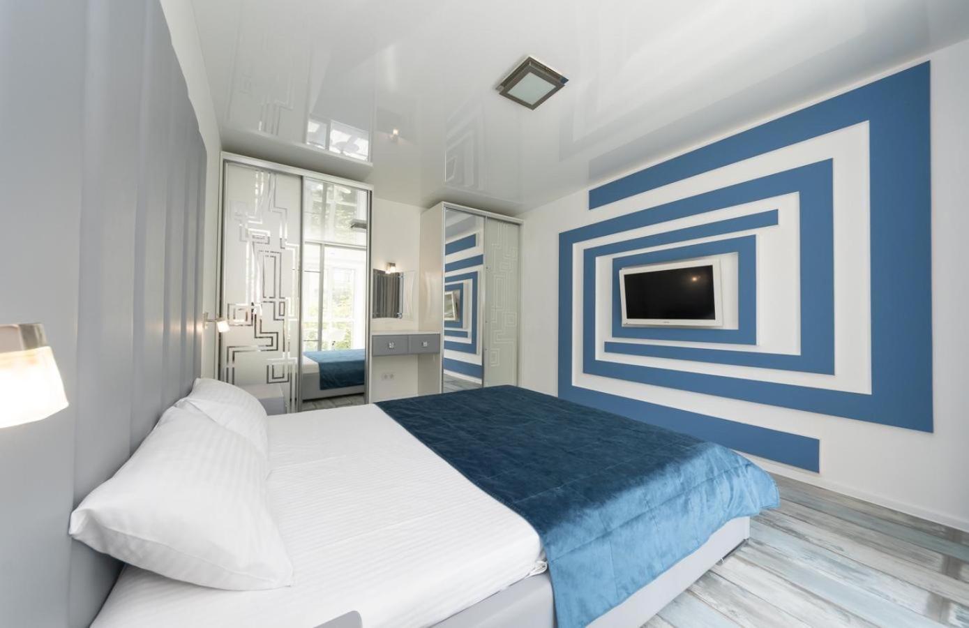 Flat24 On Lesi Ukrainki 3 Appartement Kiev Buitenkant foto